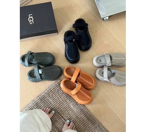 UGG PeakMod Green