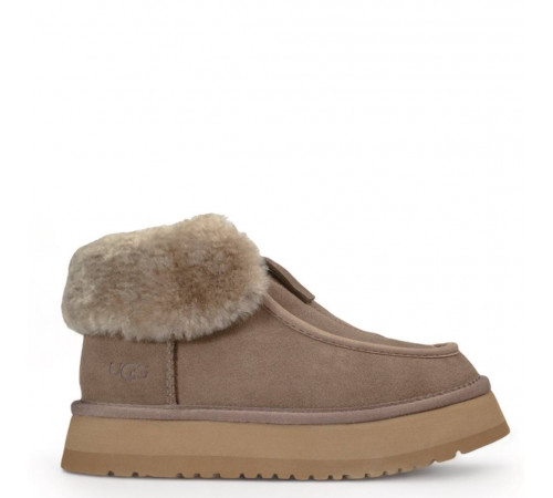UGG Funkette Platform Boots Cappuccino
