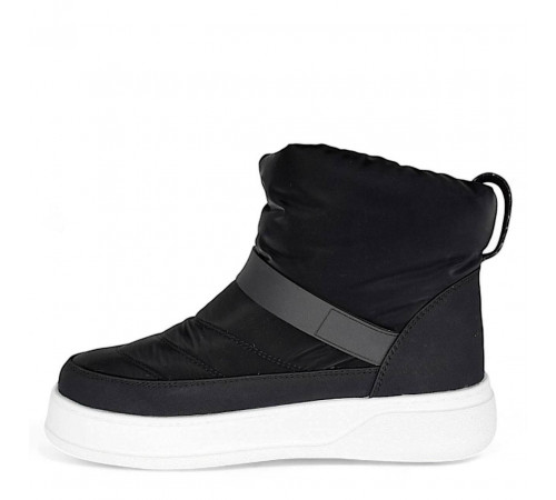 UGG Ash Inflated Black