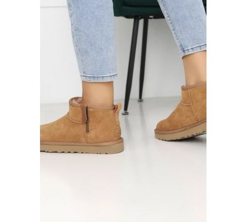 UGG Classic Ultra Mini ZIP Chestnut