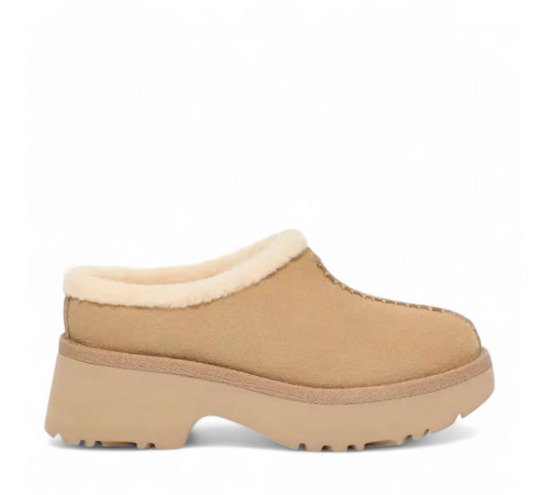 UGG New Heights Cozy Clog Sand
