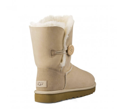 UGG Bailey Button II Sand