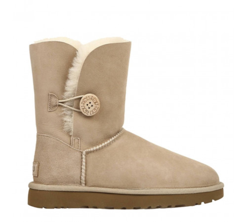 UGG Bailey Button II Sand