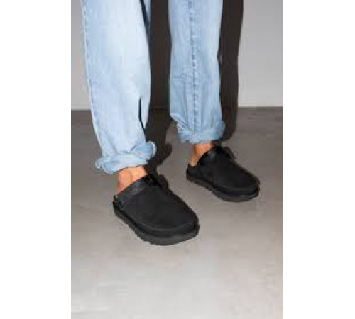 UGG Goldenstar Clog Black