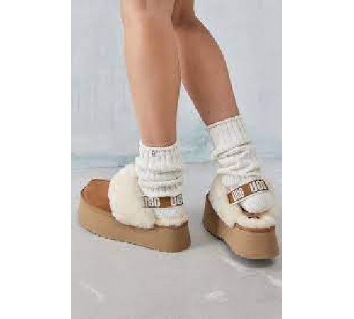 UGG Funkette Suede Platform Chestnut