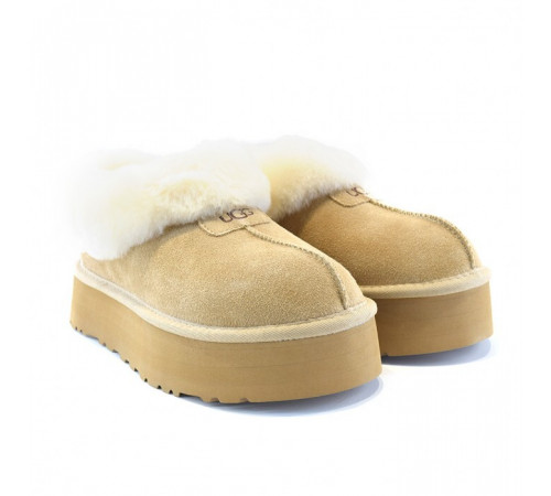 UGG Mate Revival Sand