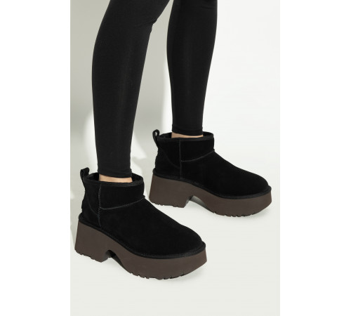 UGG Ultra Mini New Heights Black