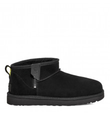 UGG Men Classic Ultra Mini ZIP Black 